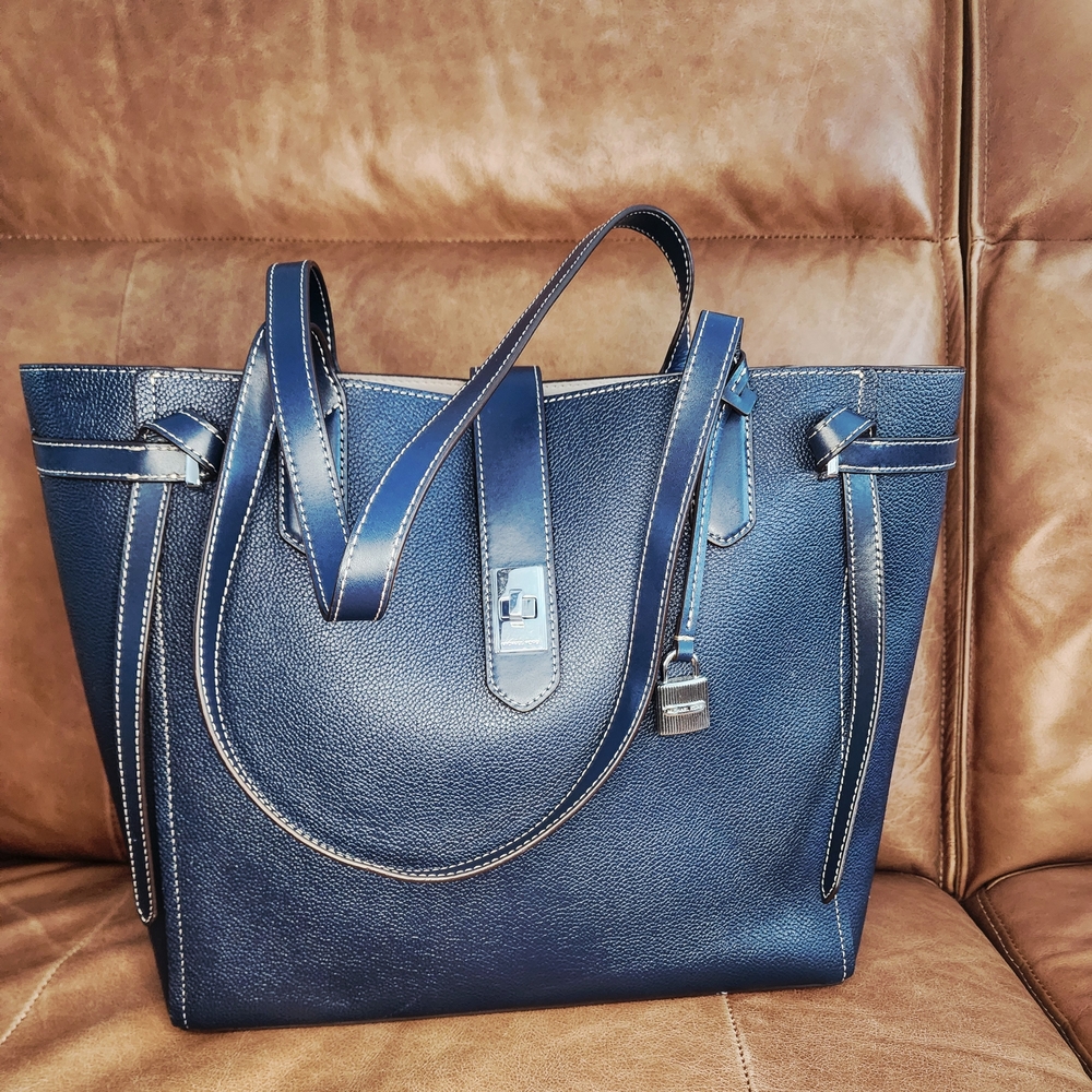 Michael Kors Cassie Large Tote